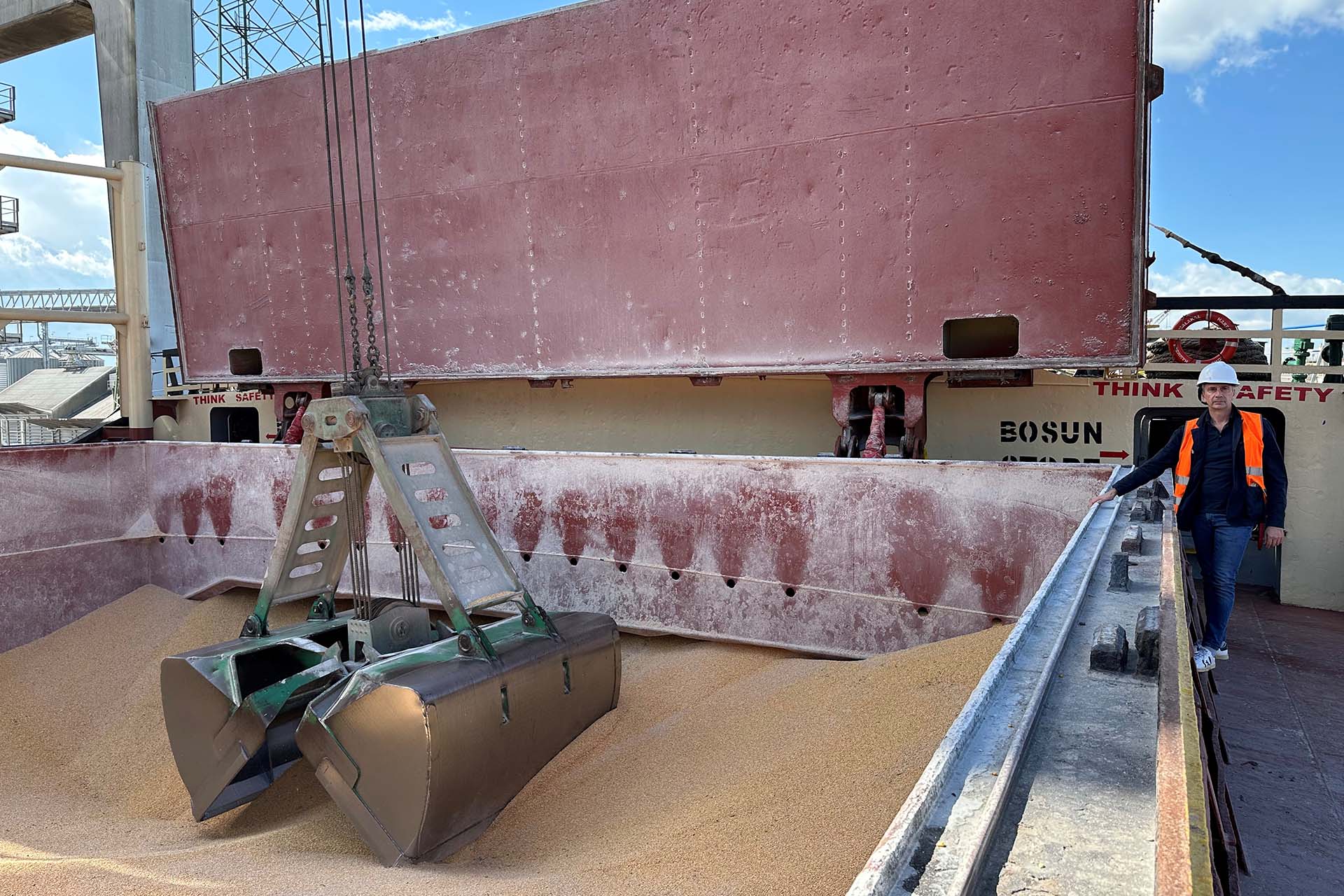 corn bulk discharging